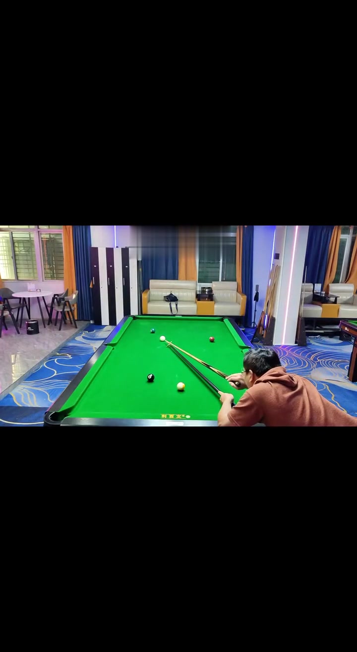 包含社区台球角落：让运动走入千家万户的词条